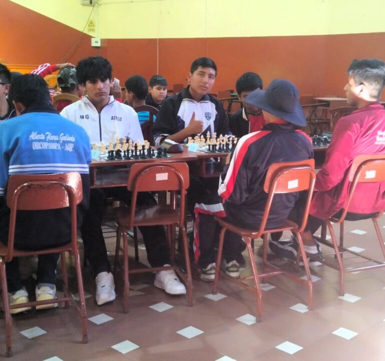 Estudiante de El Buen Pastor destaca en torneo regional de ajedrez