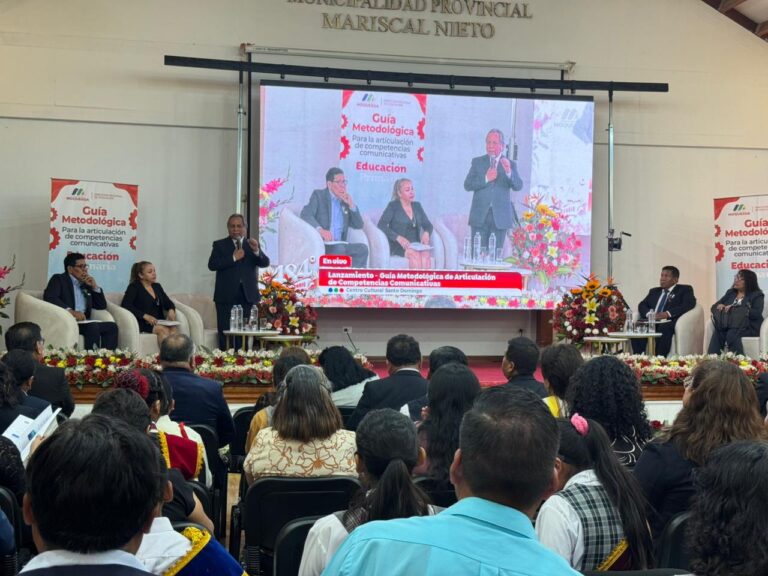 DREMO presentó Guía Metodológica para fortalecer competencias en educación primaria