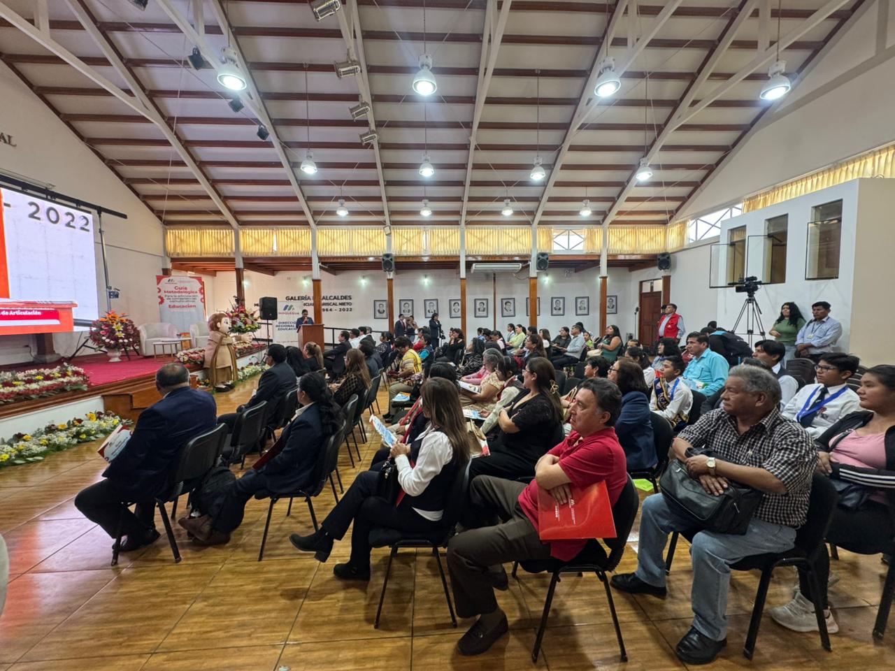 DREMO presentó Guía Metodológica para fortalecer competencias en educación primaria 2 Lanzamiento de la Guia de articulacion de competencias comunicativas DREMO 14112025 3 La Prensa Regional