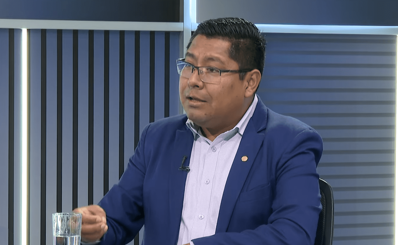 Solicitan máxima vigilancia para evitar una posible fuga de Martín Vizcarra antes de su sentencia 1 Luis Miguel Caya en ContraCorriente 13112025 La Prensa Regional