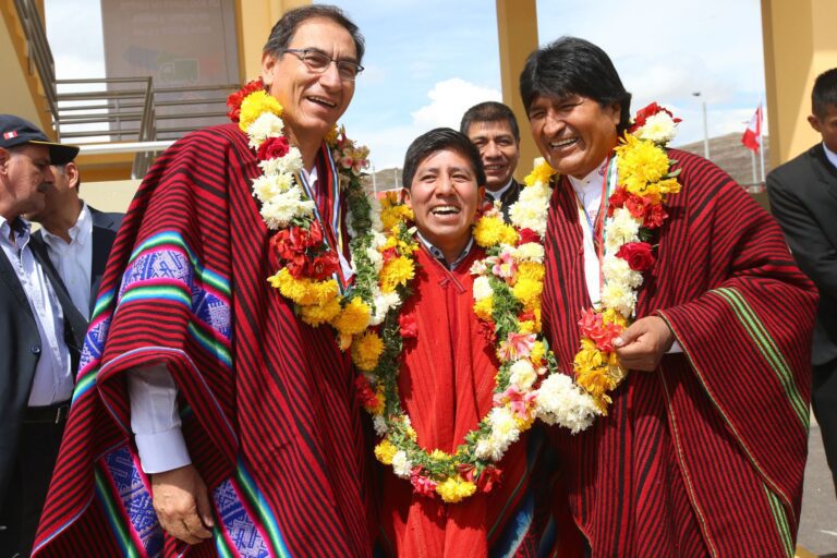 Trinquetes Políticos: Martín Vizcarra y Evo Morales