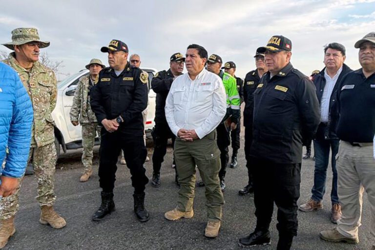 Presencia de PNP y FF.AA. en frontera con Chile será permanente