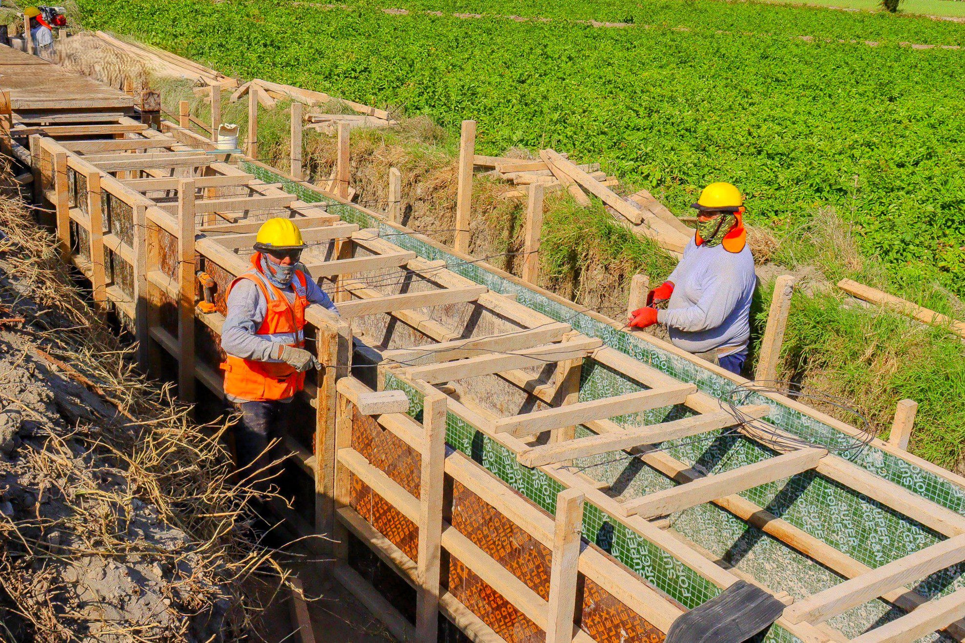 Deán Valdivia: obra del canal Bustíos registra 69% de avance 1 Obra avance Canal Bustios Dean Valdivia 06112025 2 La Prensa Regional