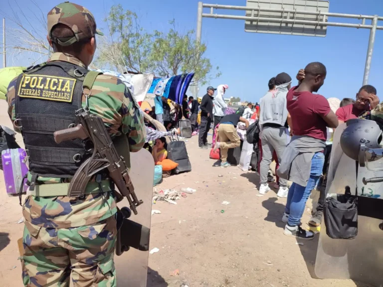 Perú declara estado de emergencia en la frontera con Chile por 60 días