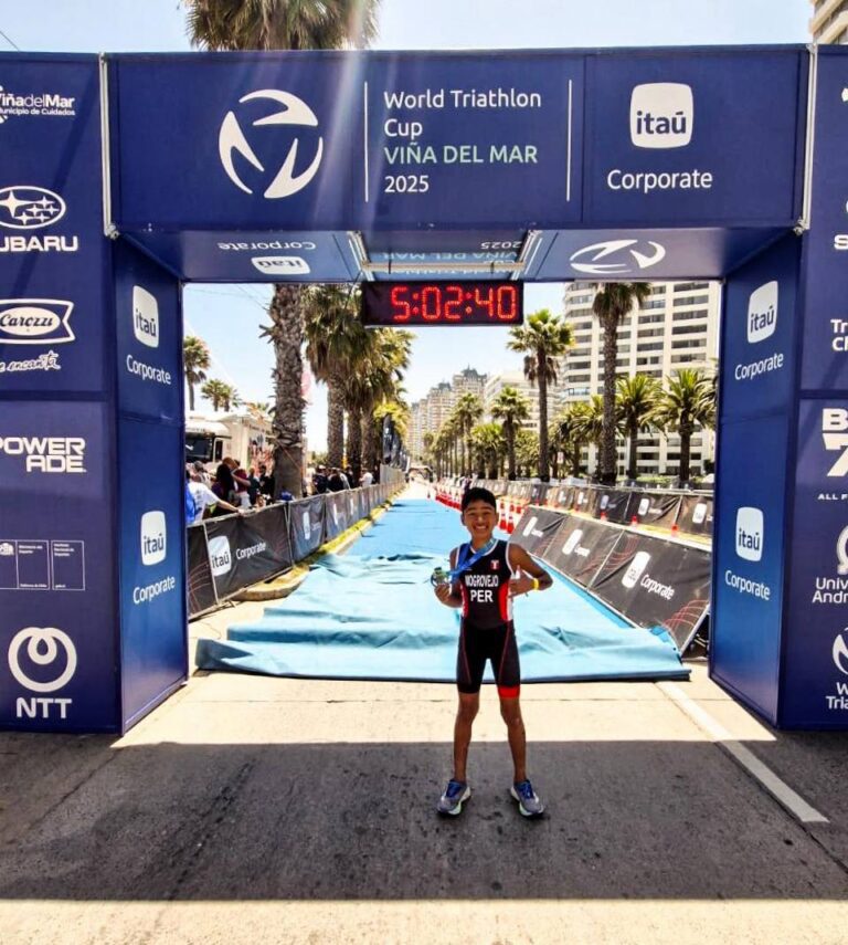 Mollendino “Kroketa” Mogrovejo conquista el Mundial de Triatlón en Viña del Mar