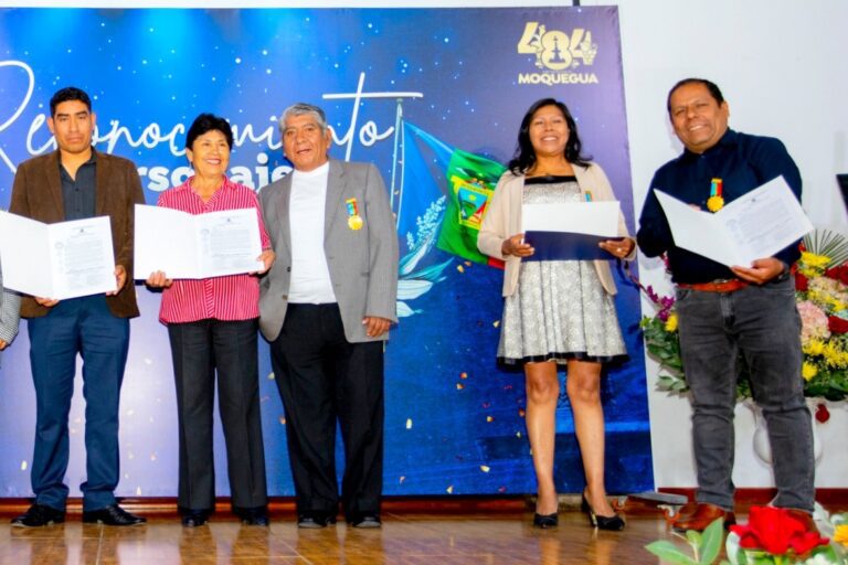 Trinquetes Políticos: Felicitaciones a nuestra patrocinadora