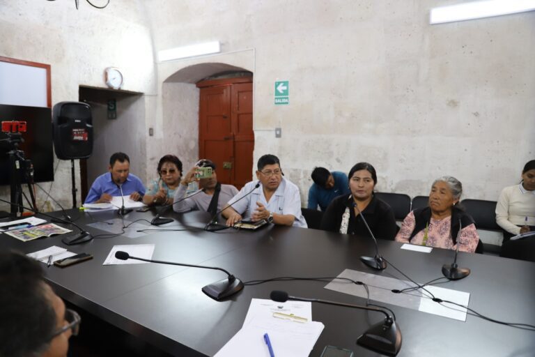 Pobladores de Arequipa exigen modificar ordenanza 283 sobre bolsa laboral