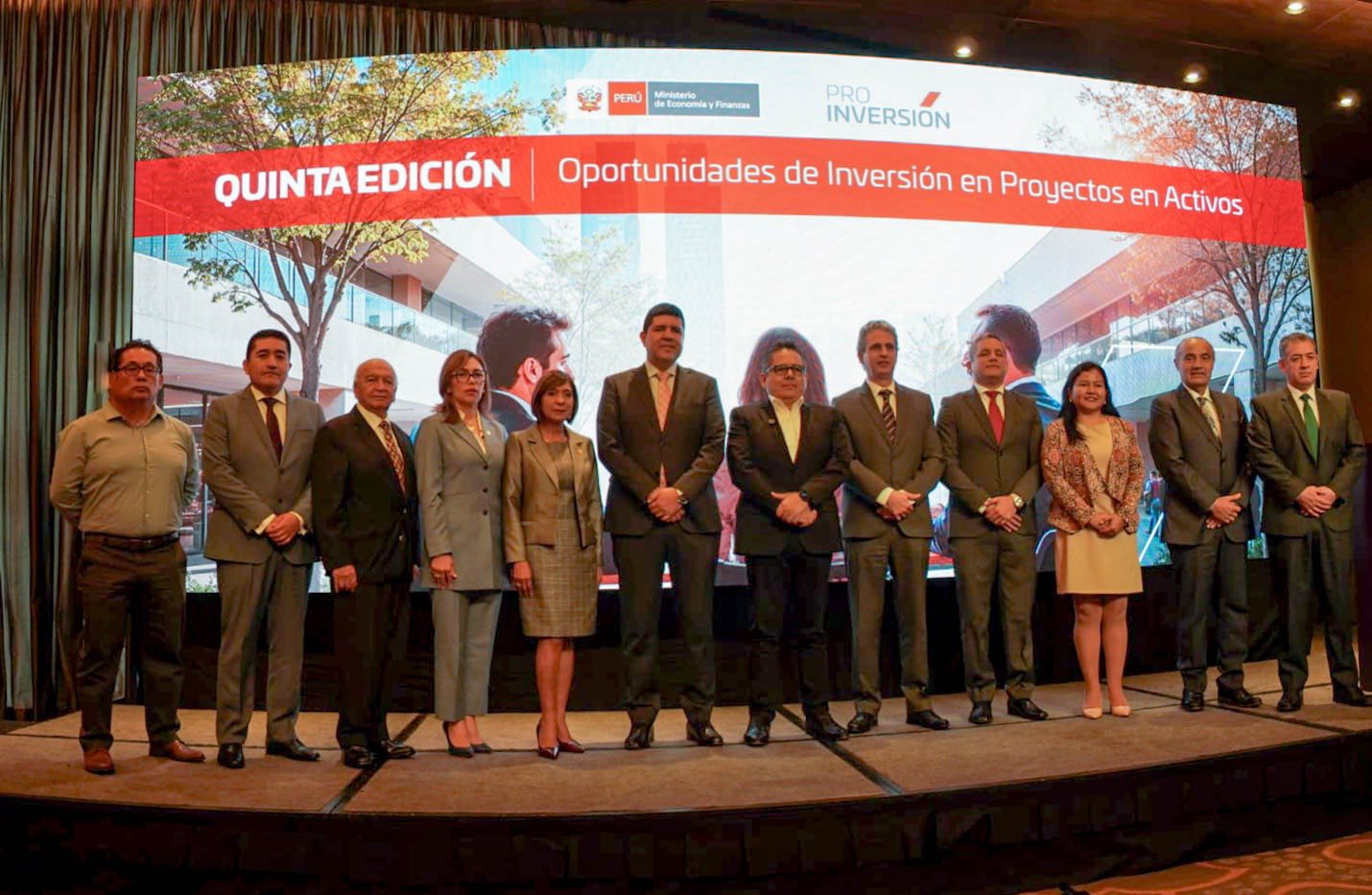 Alcalde de Ilo Humberto Tapia presentó cartera de proyectos en activos ante inversionistas nacionales e internacionales 2 Alcalde Humberto Tapia presento cartera de proyectos en Lima 01122025 3 La Prensa Regional
