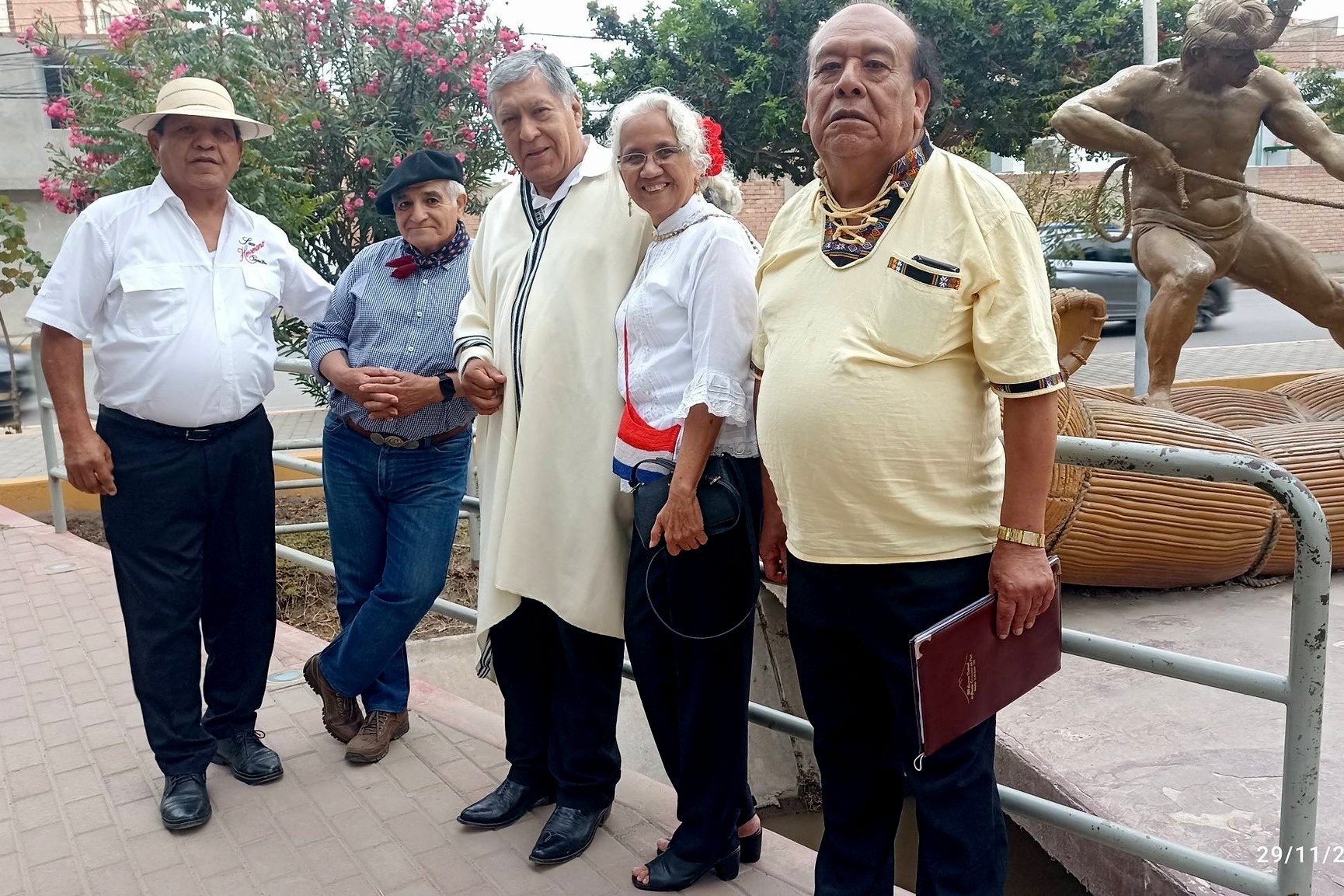 Décima, amistad y poesía: tres días de encuentro cultural "Americanto Espinel” 2 Americanto Espinel Fidel Alcantara Levano 112025 3 La Prensa Regional