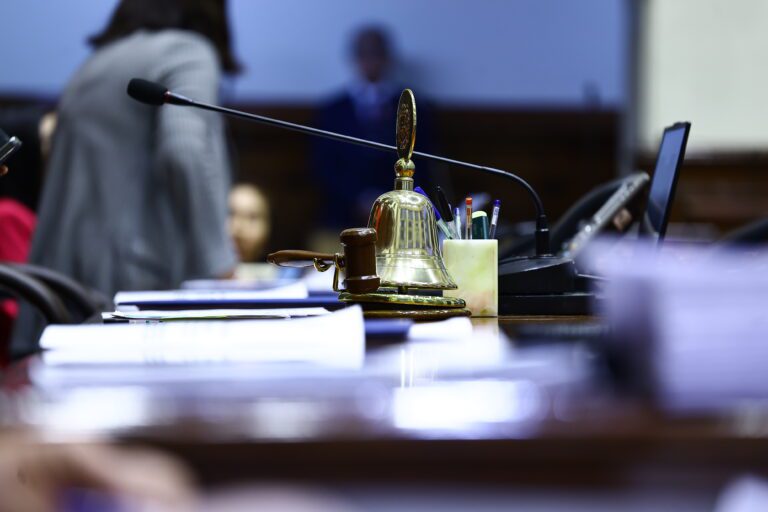 ¿La reelección congresal, mejora de la representación política?