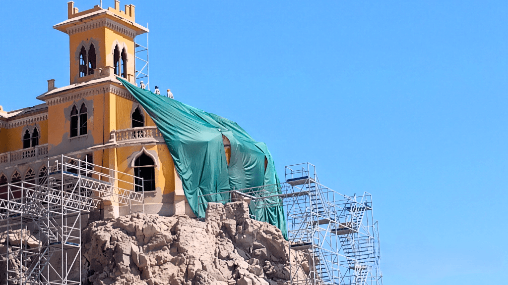 Demolerán el 70% del Castillo Forga como parte de su reconstrucción integral 2 Castillo Forga enmallado 11122025 La Prensa Regional