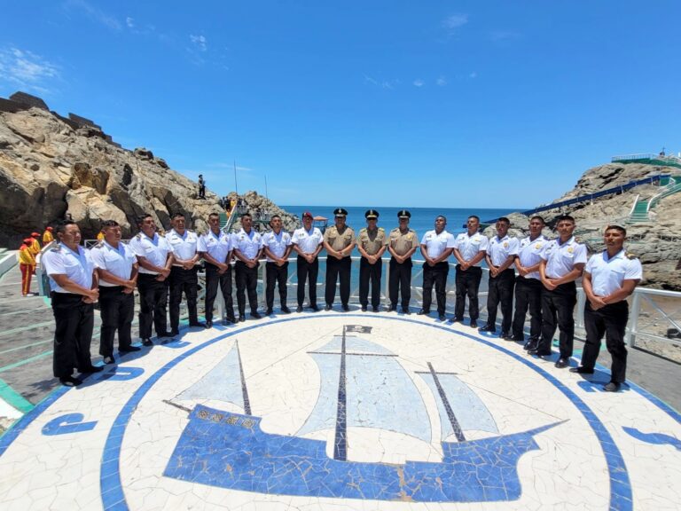 Culmina el sexto curso de salvamento y rescate acuático de la Policía Nacional en Puerto Inglés