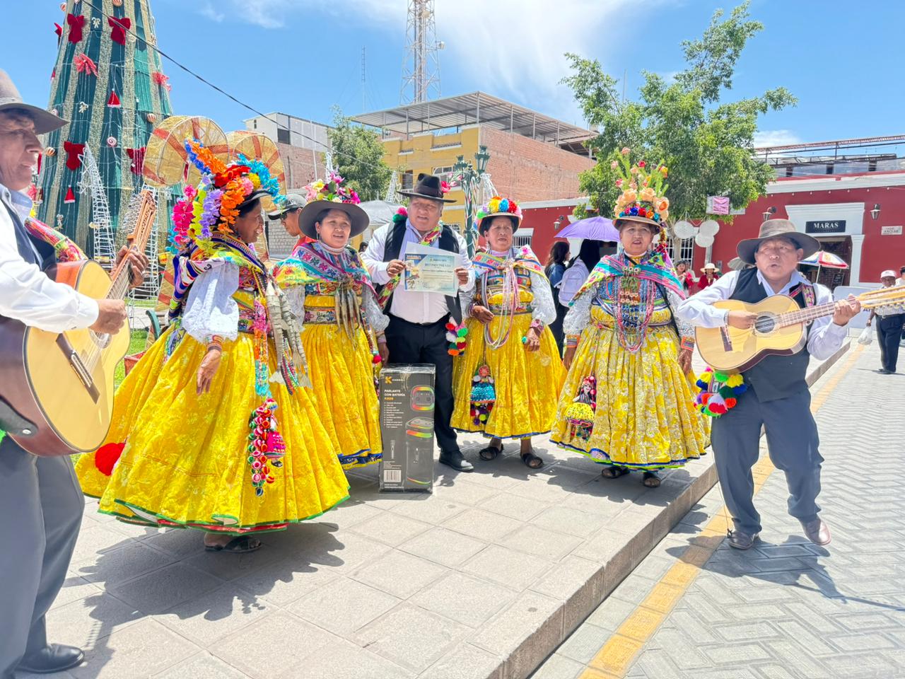 Moquegua celebró la inscripción del Sarawja como Patrimonio Cultural Inmaterial de la Humanidad 4 Ceremonia reconocimiento denominacion del Sarawja como Patrimonio Inmaterial De La Humanidad por la Unesco 10122025 10 La Prensa Regional