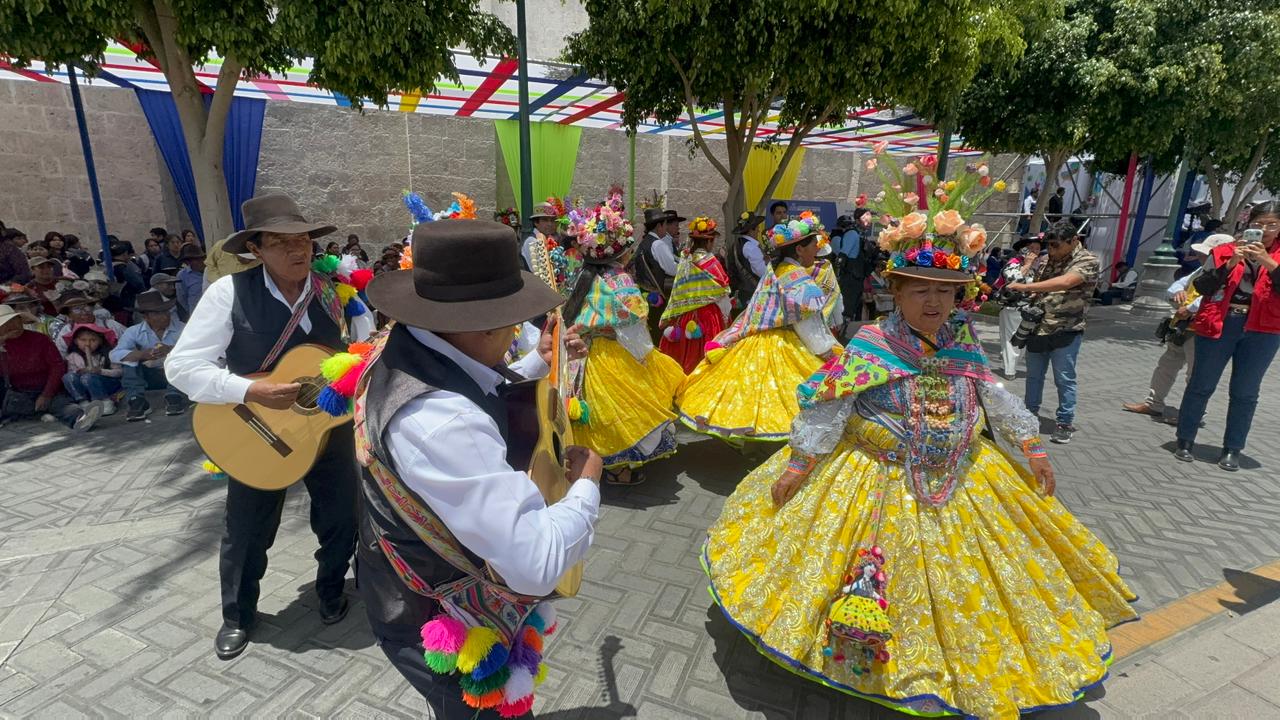 Moquegua celebró la inscripción del Sarawja como Patrimonio Cultural Inmaterial de la Humanidad 3 Ceremonia reconocimiento denominacion del Sarawja como Patrimonio Inmaterial De La Humanidad por la Unesco 10122025 6 La Prensa Regional