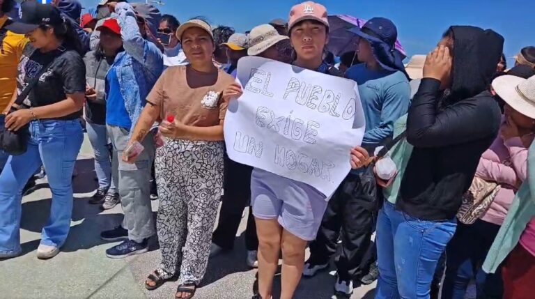 Ciudadanos realizan plantón para exigir creación de un nuevo PROMUVI