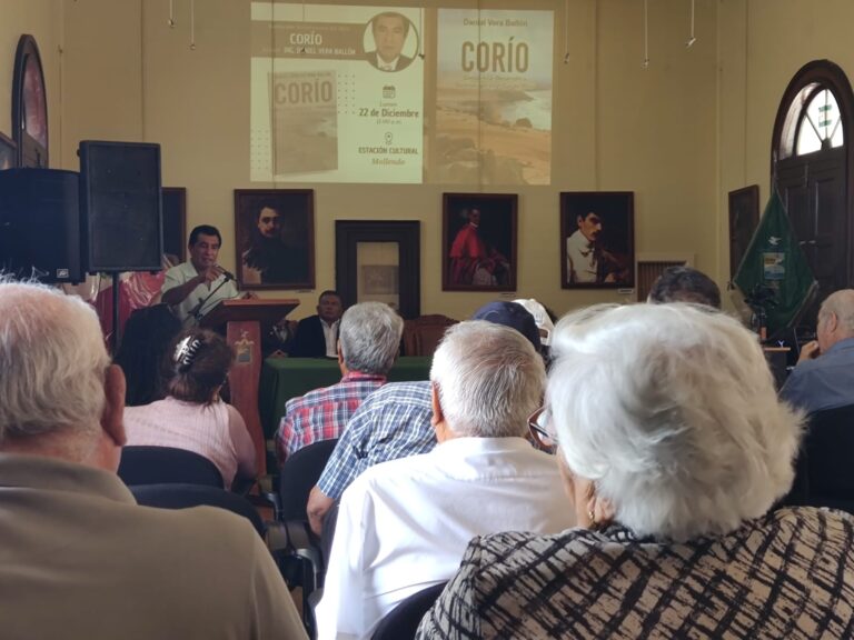 Daniel Vera Ballón presentó libro sobre Corío y su proyección geopolítica