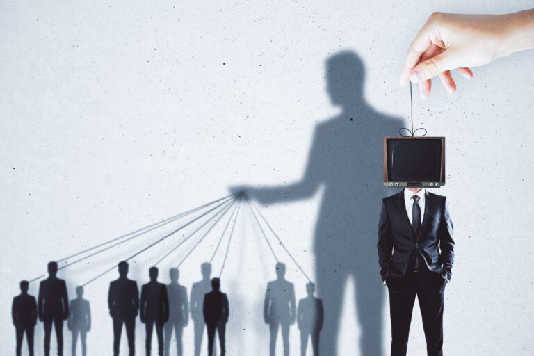 ¿Democracia o negocio de unos pocos?