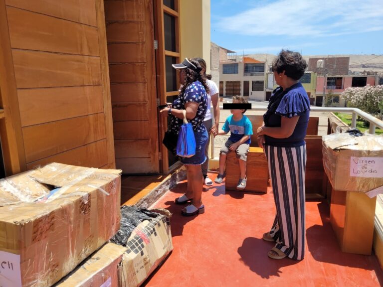 Junta directiva de Alto Ilo desaloja a PRONOEI del local comunal