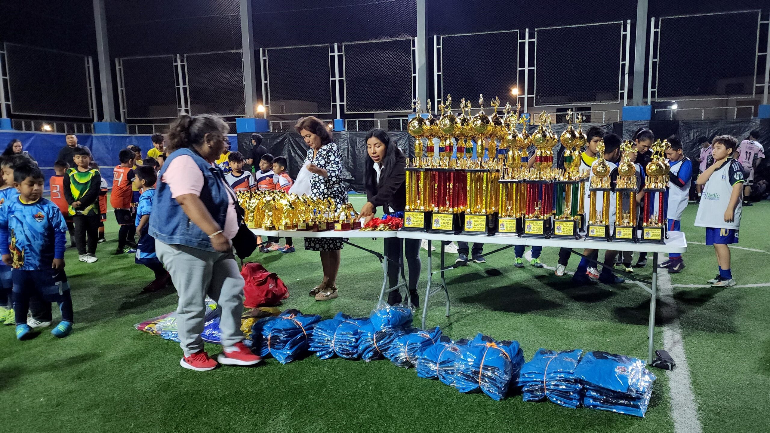 Los futuros futbolistas ileños mostraron garra, entrega y pasión en cada jugada 2 Dream Team Cup Ilo 2512 3 scaled La Prensa Regional