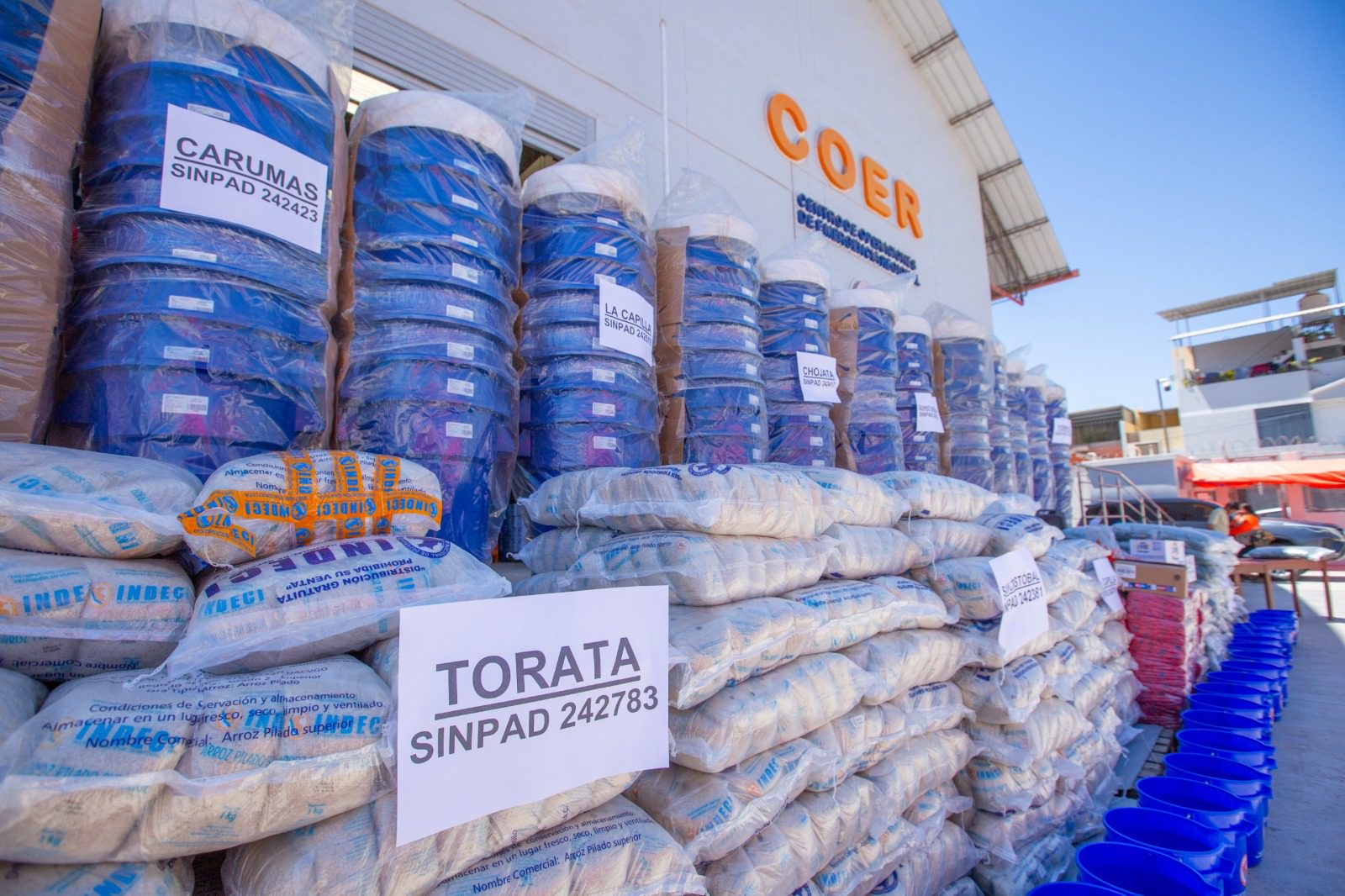 Entregan más de 18 toneladas de ayuda por contaminación del río Coralaque 1 Entregan ayuda humanitaria por contaminacion Coralaque GORE Moquegua 14122025 2 La Prensa Regional