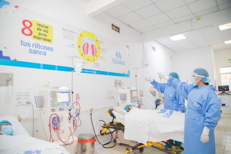 EsSalud recomienda reforzar la prevención de la diabetes para evitar daño renal y hemodiálisis
