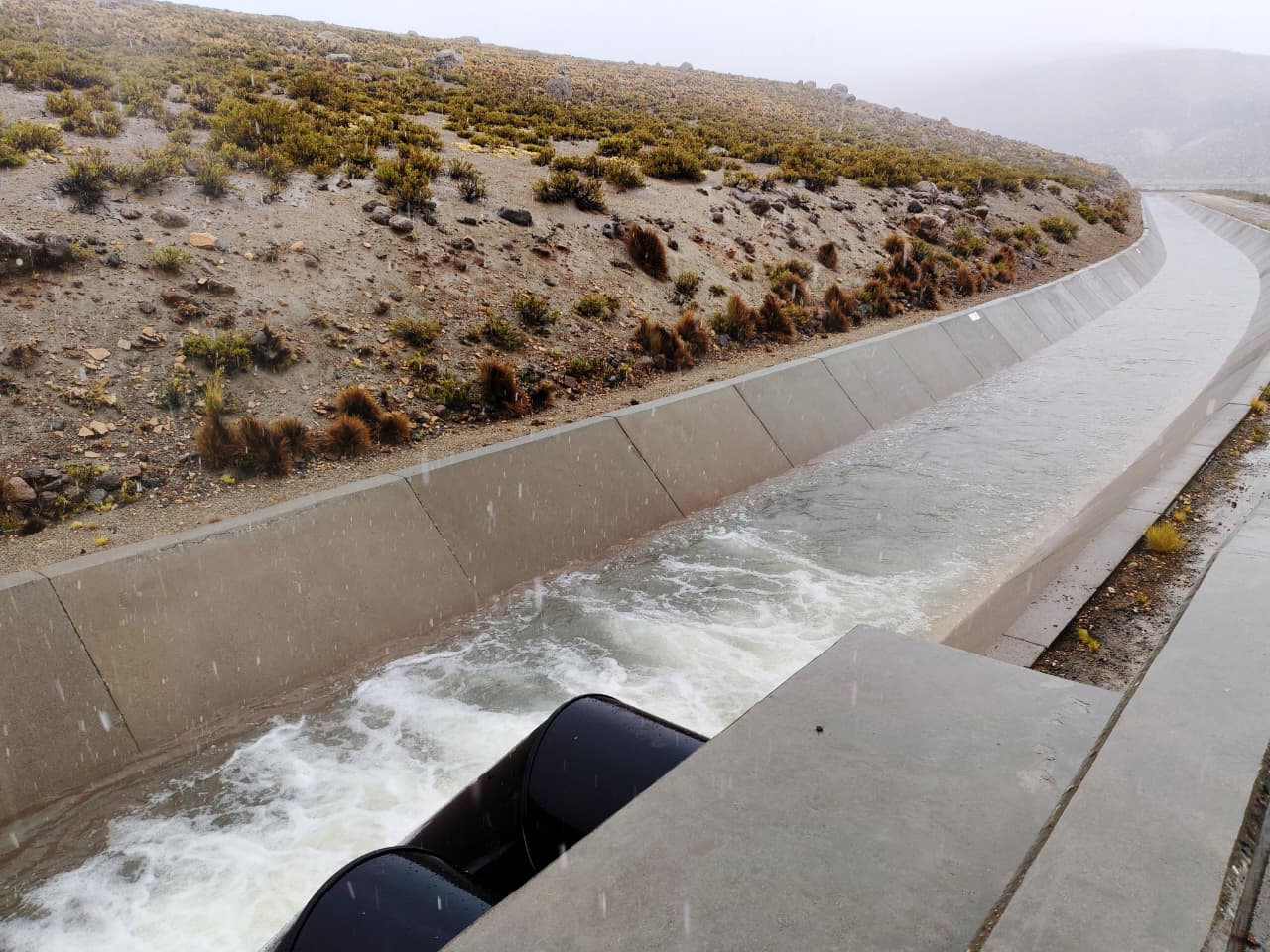 Fondo de Desarrollo de Moquegua culmina pruebas hidráulicas del trasvase Chilota–Chincune 4 FDM culmina pruebas hidraulicas del trasvase Chilota–Chincune 04122025 5 La Prensa Regional