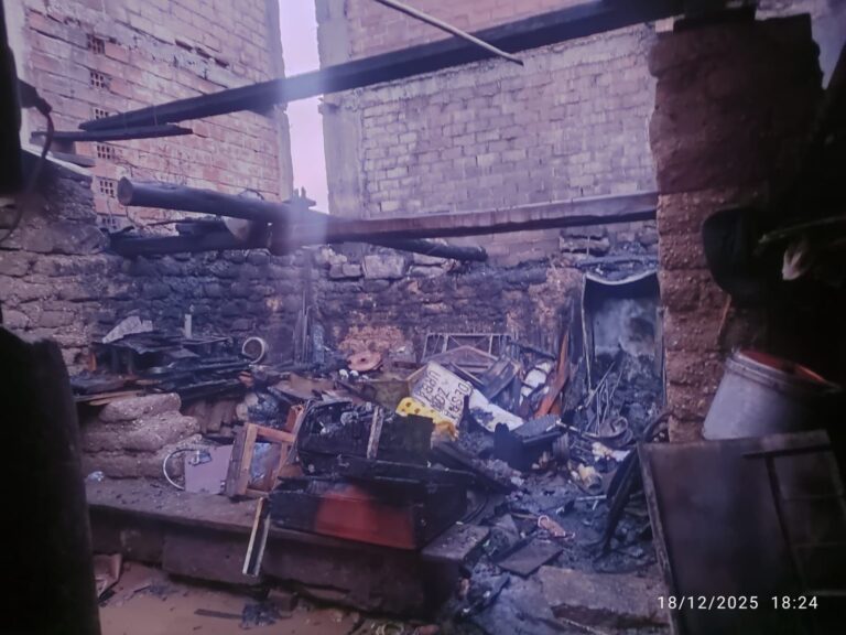 Incendio afectó vivienda de dos adultos mayores en San Francisco