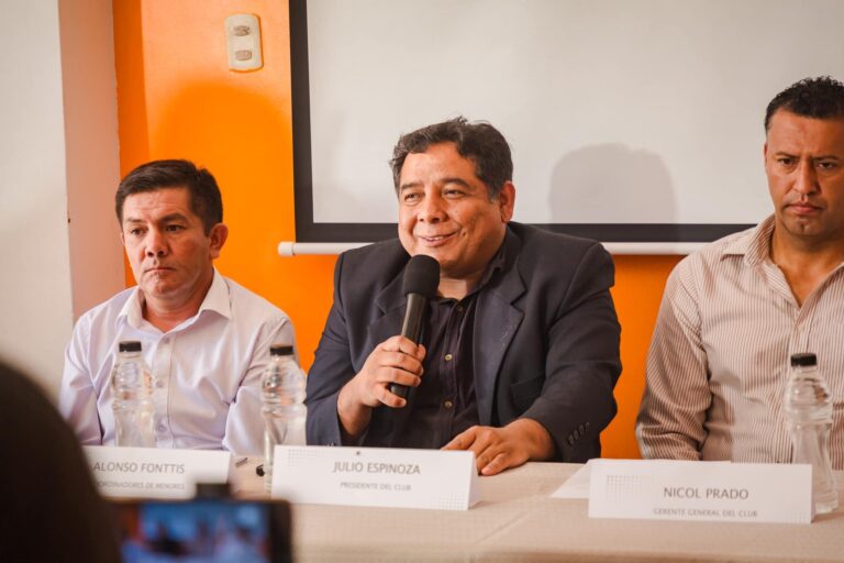 Trinquetes Políticos: Julio Espinoza a la alcaldía