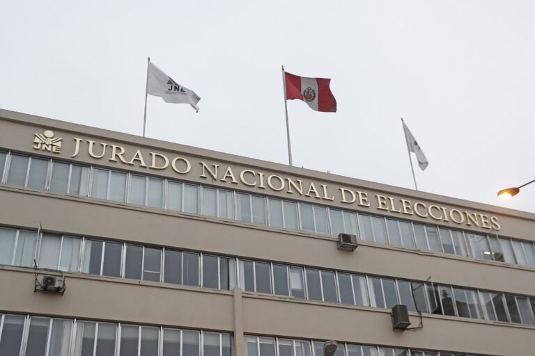 JNE oficializa 36 fórmulas presidenciales habilitadas para comicios