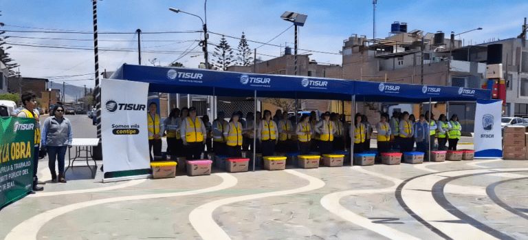 Tisur clausura sexta edición del programa Manos a la Obra en Islay-Matarani