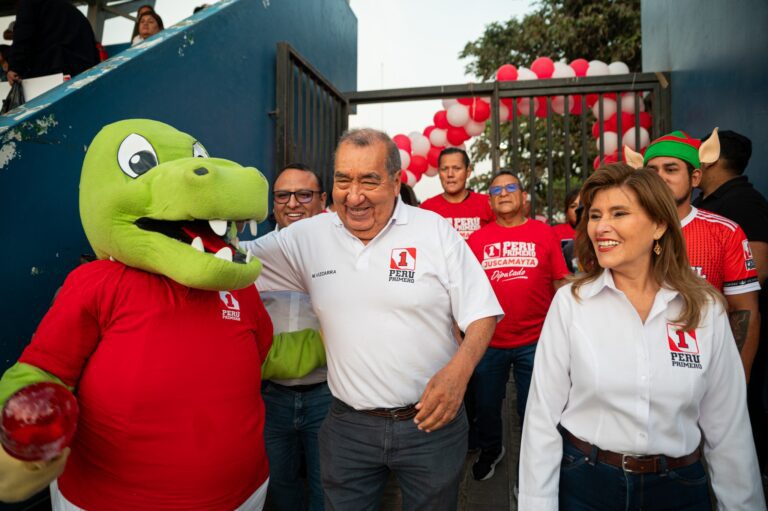 Caso tacha Mario Vizcarra