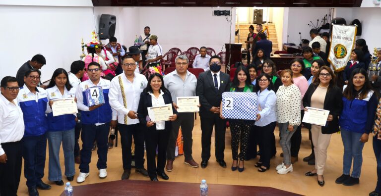 Premian a ganadores del Concurso de Delegaciones del Corso de la Amistad 2025