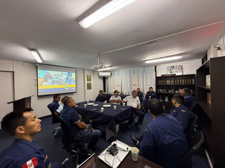 Capitanía de Mollendo y Pro Marina coordinan proyectos para el 2026