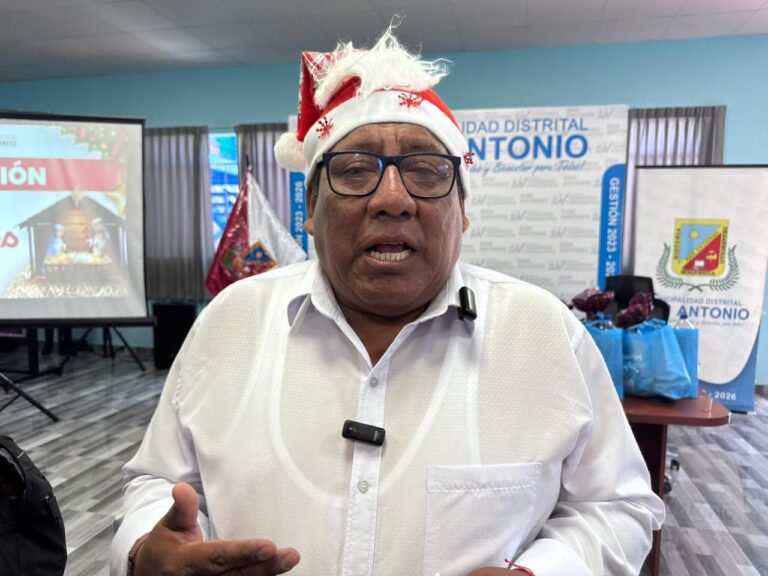 Alcalde de San Antonio ratifica a su equipo de confianza y anuncia continuidad de obras