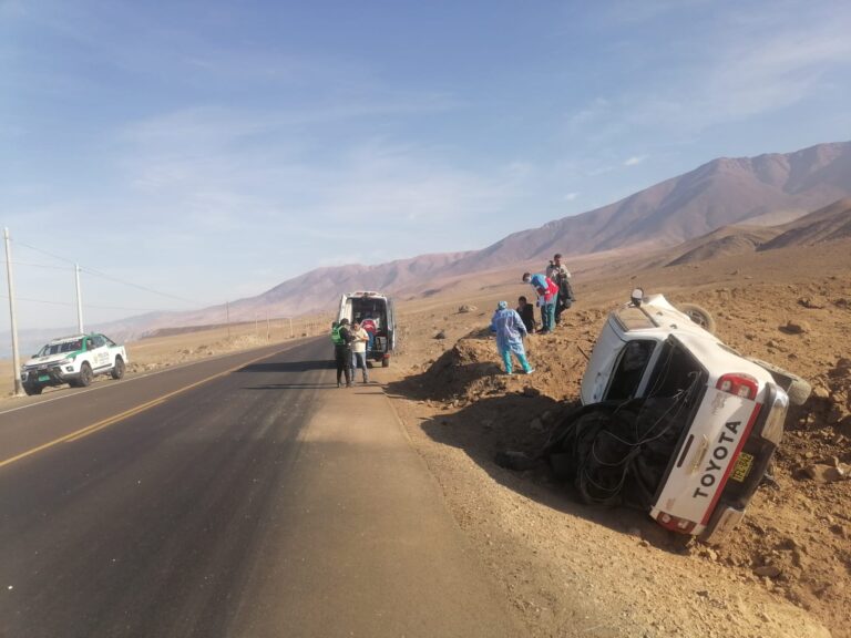 Un herido tras despiste de camioneta en la Costanera Norte