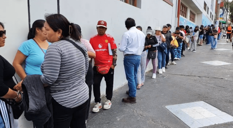 Colapsó plataforma de matrícula digital en su primer día en Ilo y Moquegua