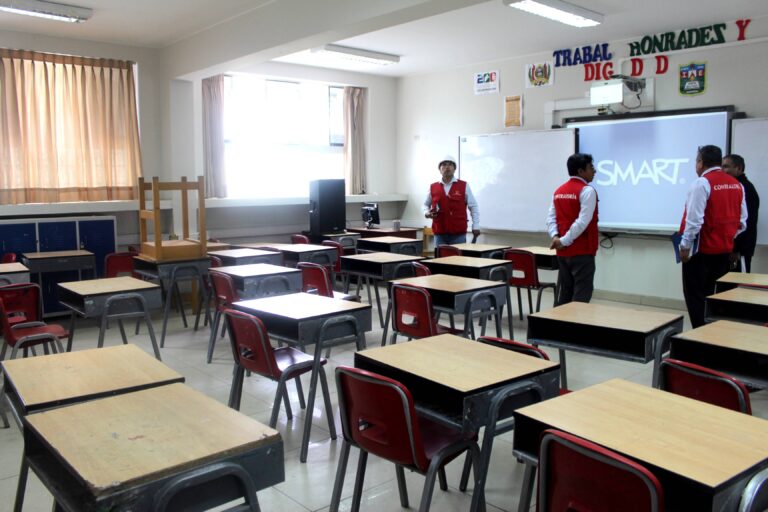 Contraloría inicia en Moquegua operativo de control en 18 colegios antes del año escolar 2026