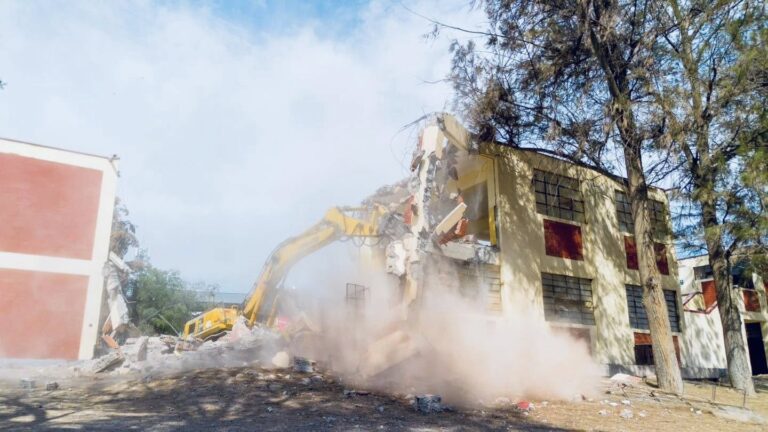 Trinquetes Políticos: Guagua que no llora, no mama