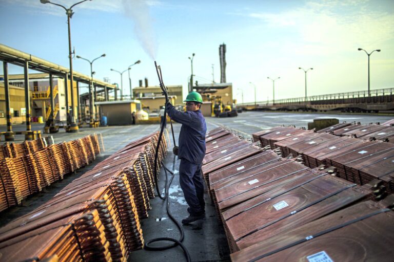 El precio del cobre sube hasta US$ 5.80 y anticipa mayor canon y utilidades