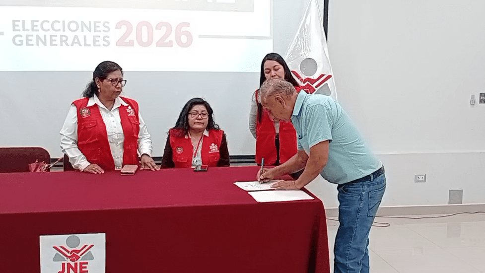 Organizaciones políticas suscribieron el Pacto Ético Electoral en Moquegua 3 Firma Pacto Etico Electoral 2026 en Moquegua 29012026 2 La Prensa Regional