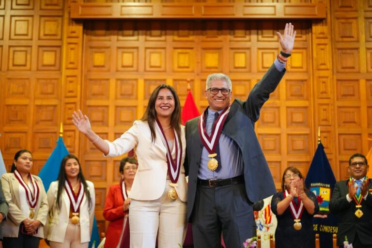 James Posso asumió funciones como consejero regional por Arequipa