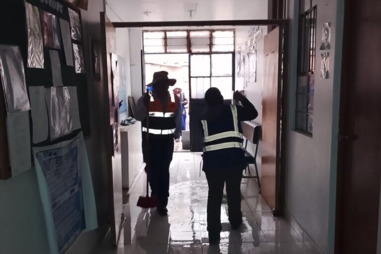 Lluvias provocan inundación del puesto de salud de Cambrune