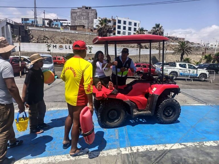 Primera playa: mujer resulta con quemaduras tras caminar en arena caliente
