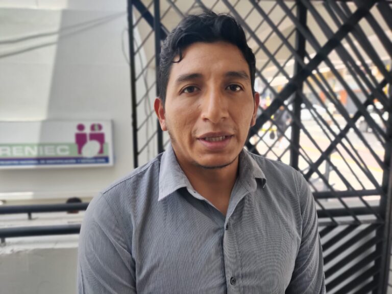 Defensa Civil llama a la calma ante retiro del mar en playas de Mollendo