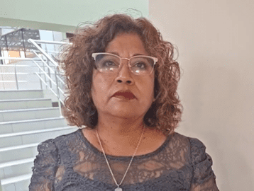 Amparo Verastegui directora IE Carlos A. Velasquez e1770264046281 La Prensa Regional