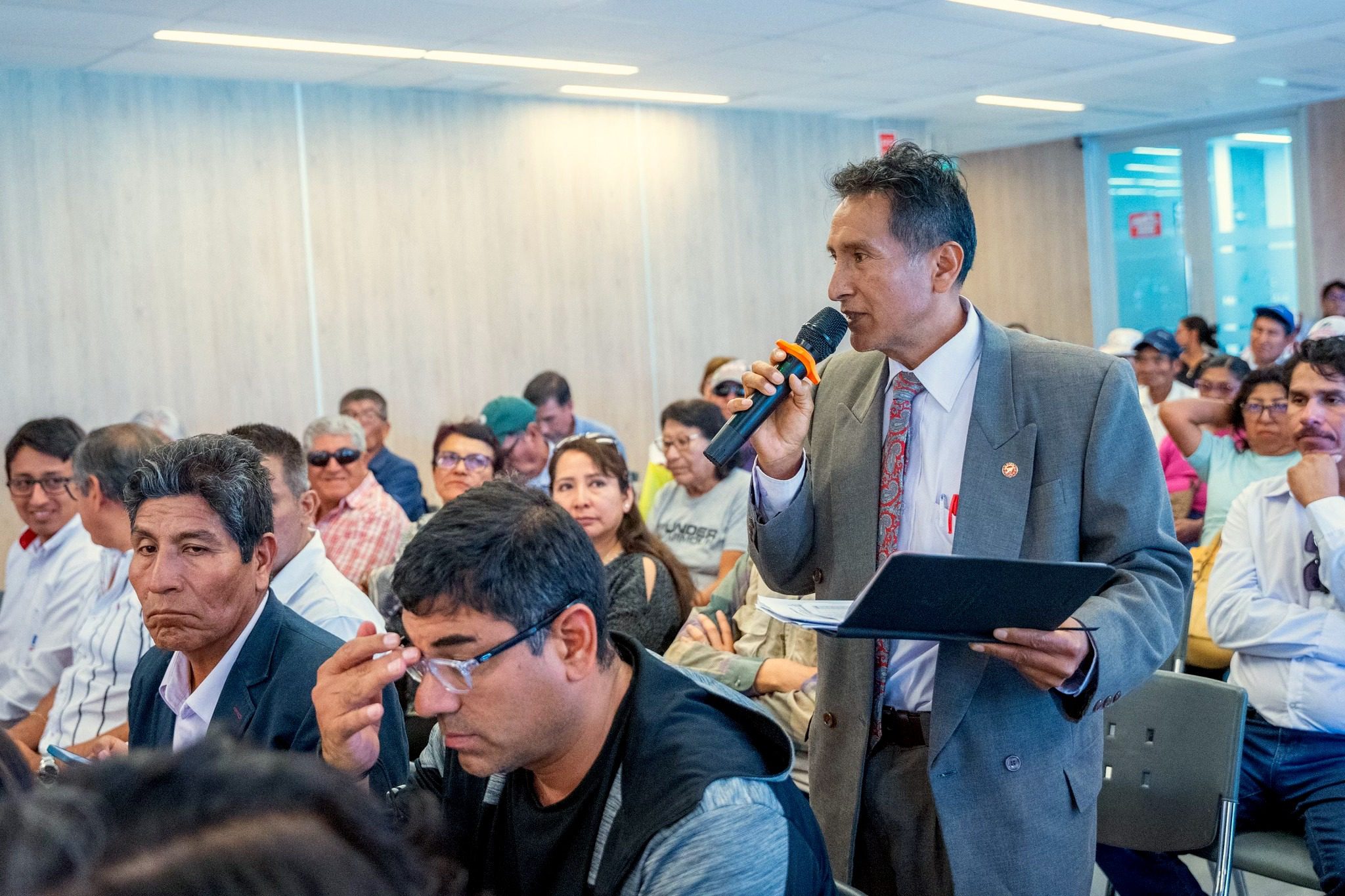 Trinquetes políticos: ‘Partido comunista Asana’ … 1 Colegio Ingenieros Jose Luis Unda Barriales 10022026 La Prensa Regional