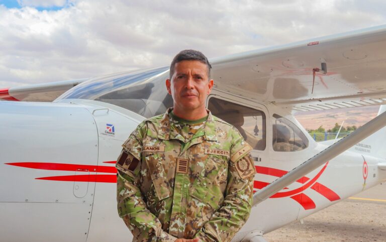 Coronel Jorge Luis Llanos asume dirección de la Escuela de Aviación del Ejército en Moquegua