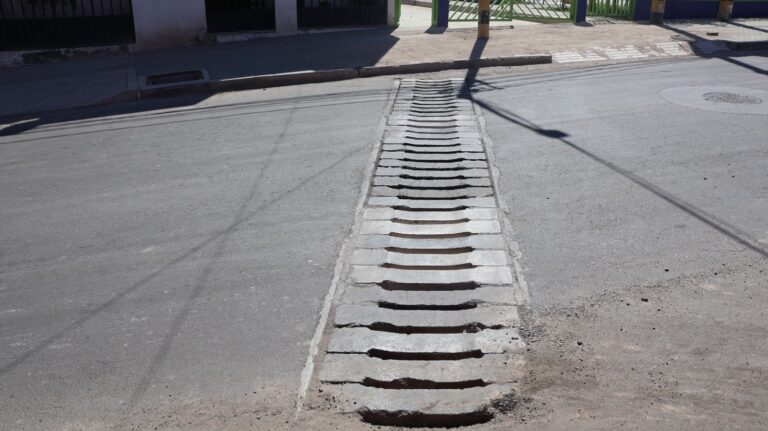 Trinquetes políticos: El drenaje nos está salvando…