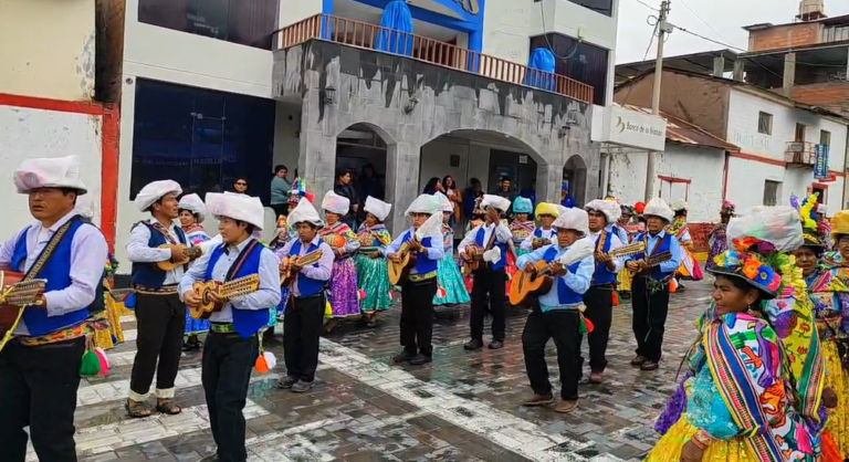 Iniciaron las celebraciones de los tradicionales carnavales en Carumas