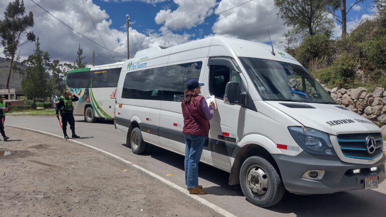 Fiscalizan servicios turísticos en el Valle del Colca 